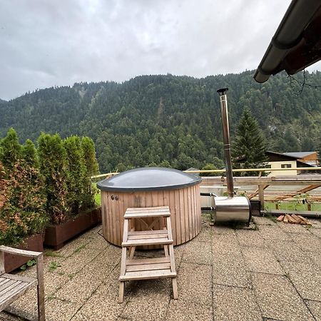 Freundliche 2-Zimmer-Erdgeschosswohnung Mit Garten In Seeberg Sonntag Εξωτερικό φωτογραφία