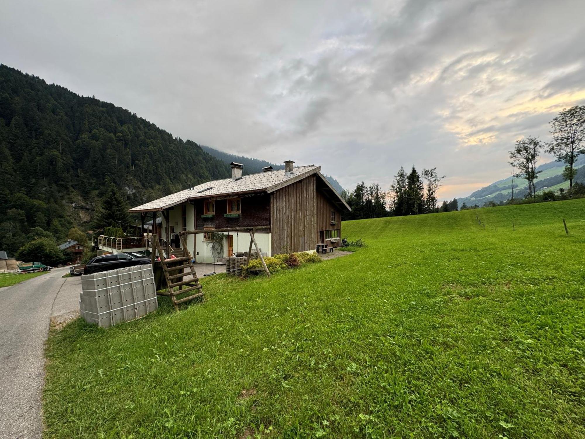 Freundliche 2-Zimmer-Erdgeschosswohnung Mit Garten In Seeberg Sonntag Εξωτερικό φωτογραφία